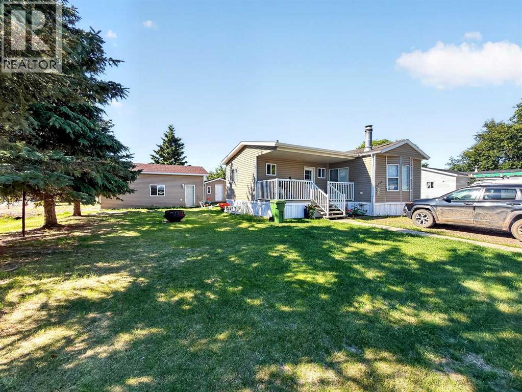 10201 104 Avenue - 9
