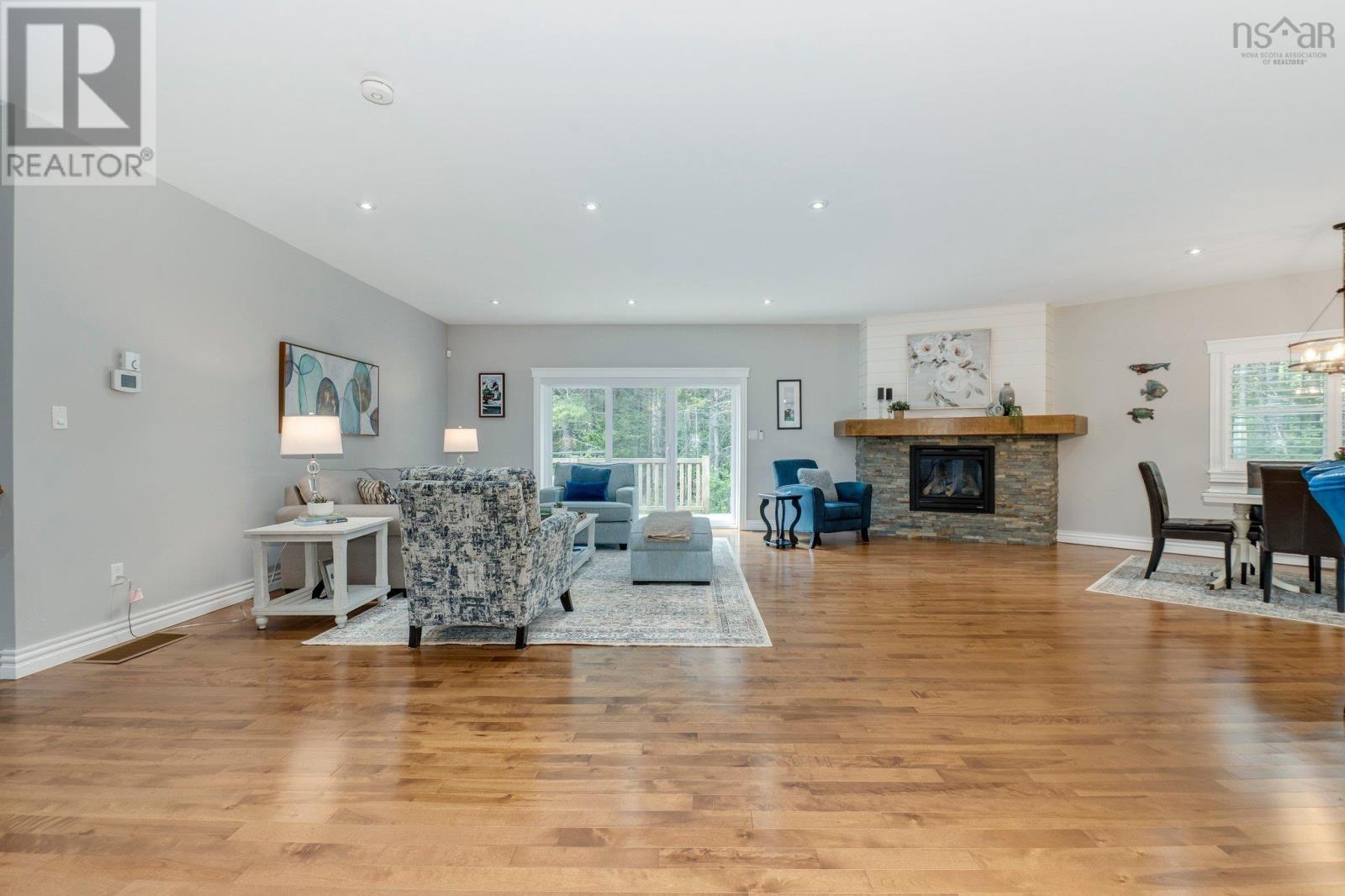331 Masons Point Road - 5