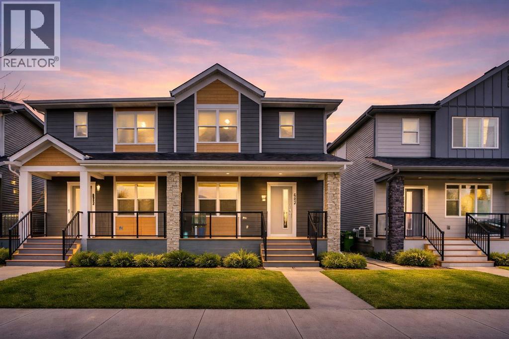 667 Wolf Willow Boulevard SE - 1