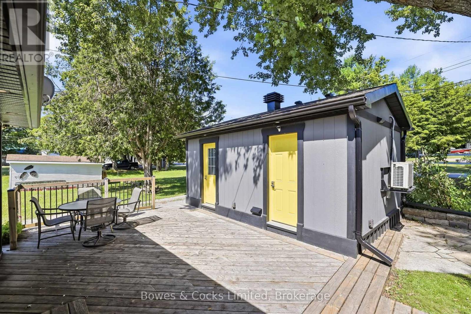 2817 RIVER AVENUE - 33