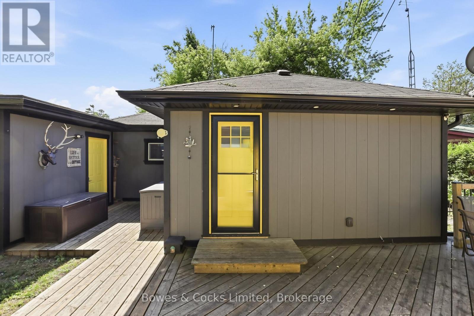 2817 RIVER AVENUE - 34