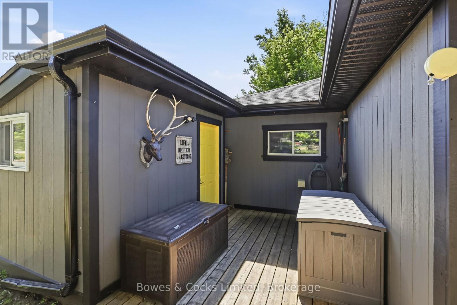 2817 RIVER AVENUE - 35