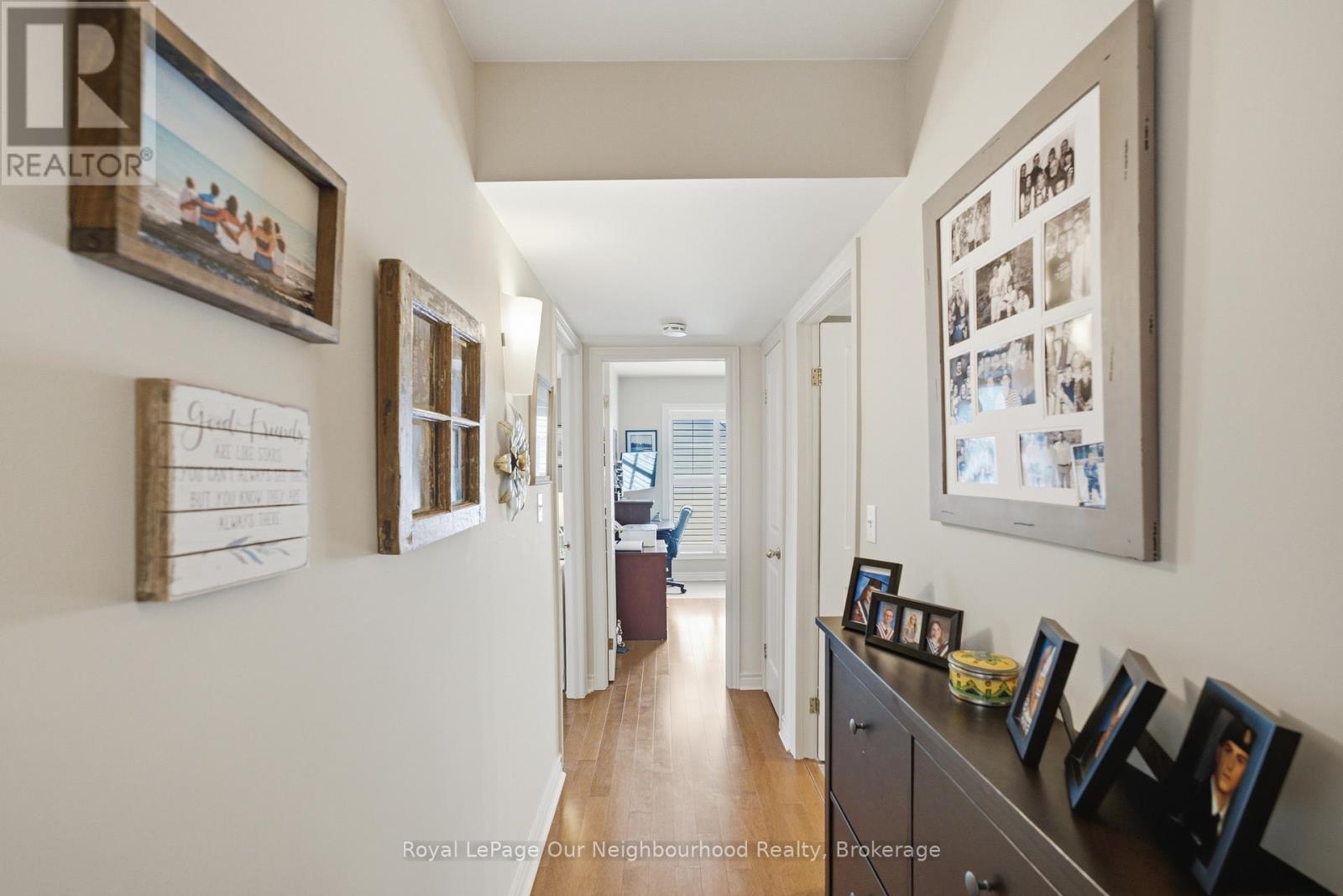 #2A 130 QUEEN STREET - 29