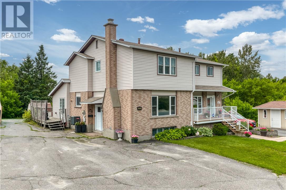 1025 Arthur Street - 1