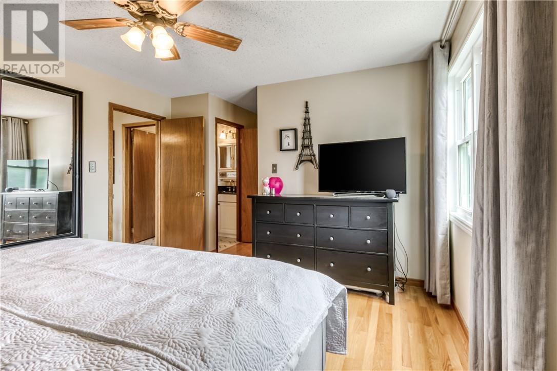 1025 Arthur Street - 22