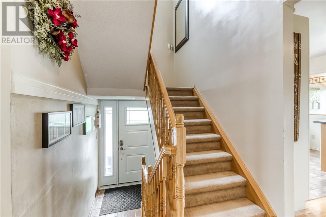 1025 Arthur Street - 6
