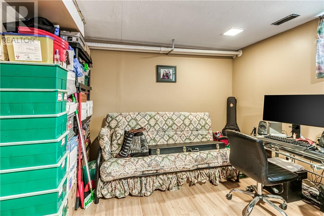 1025 Arthur Street - 27