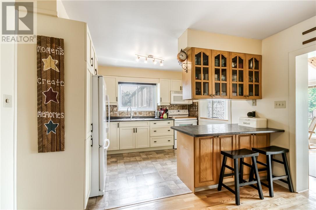 1025 Arthur Street - 7