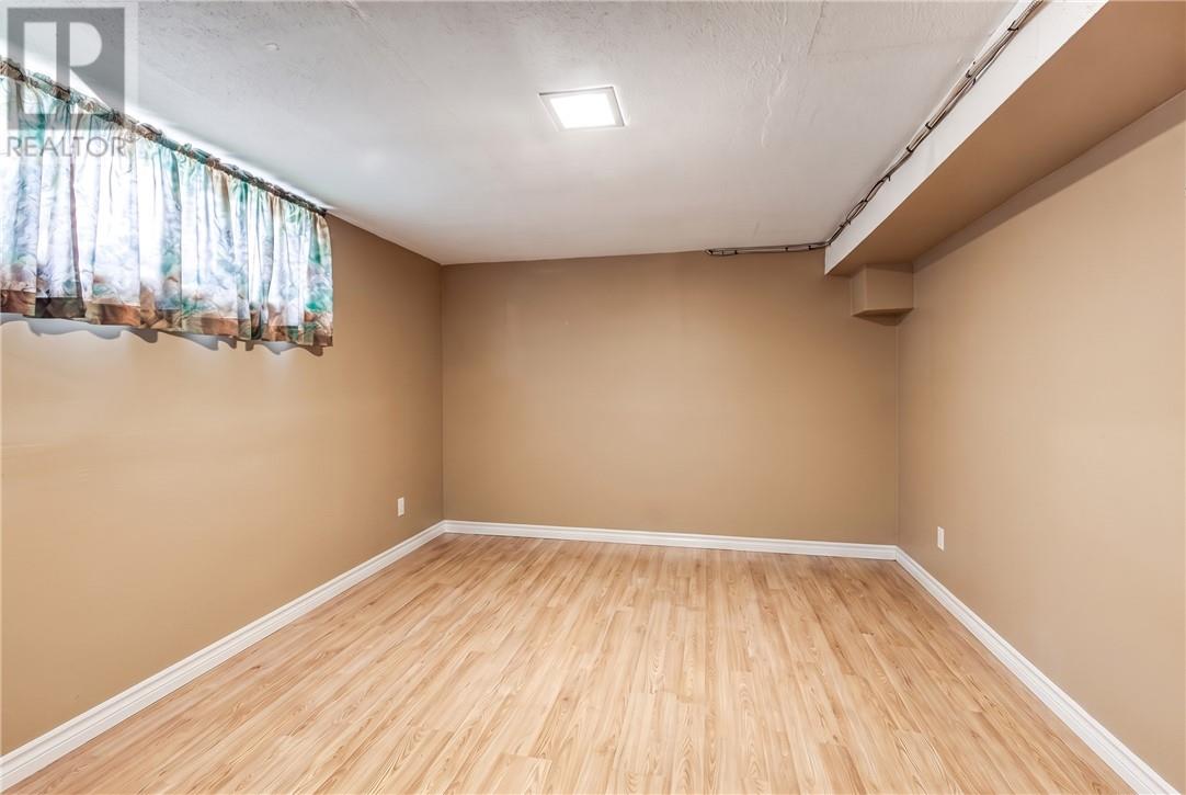 1025 Arthur Street - 32