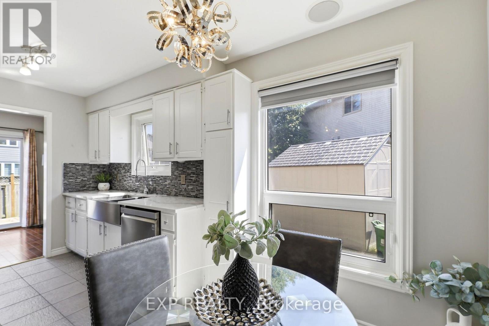 111 GERALD CRESCENT - 19