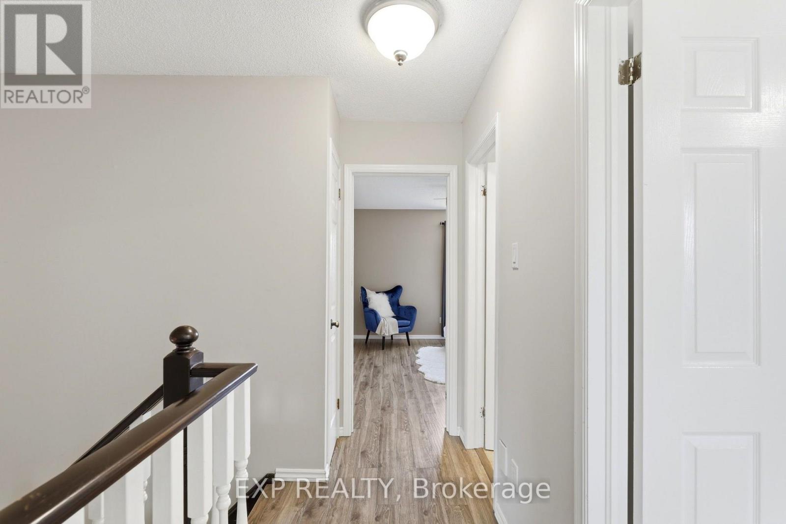 111 GERALD CRESCENT - 23