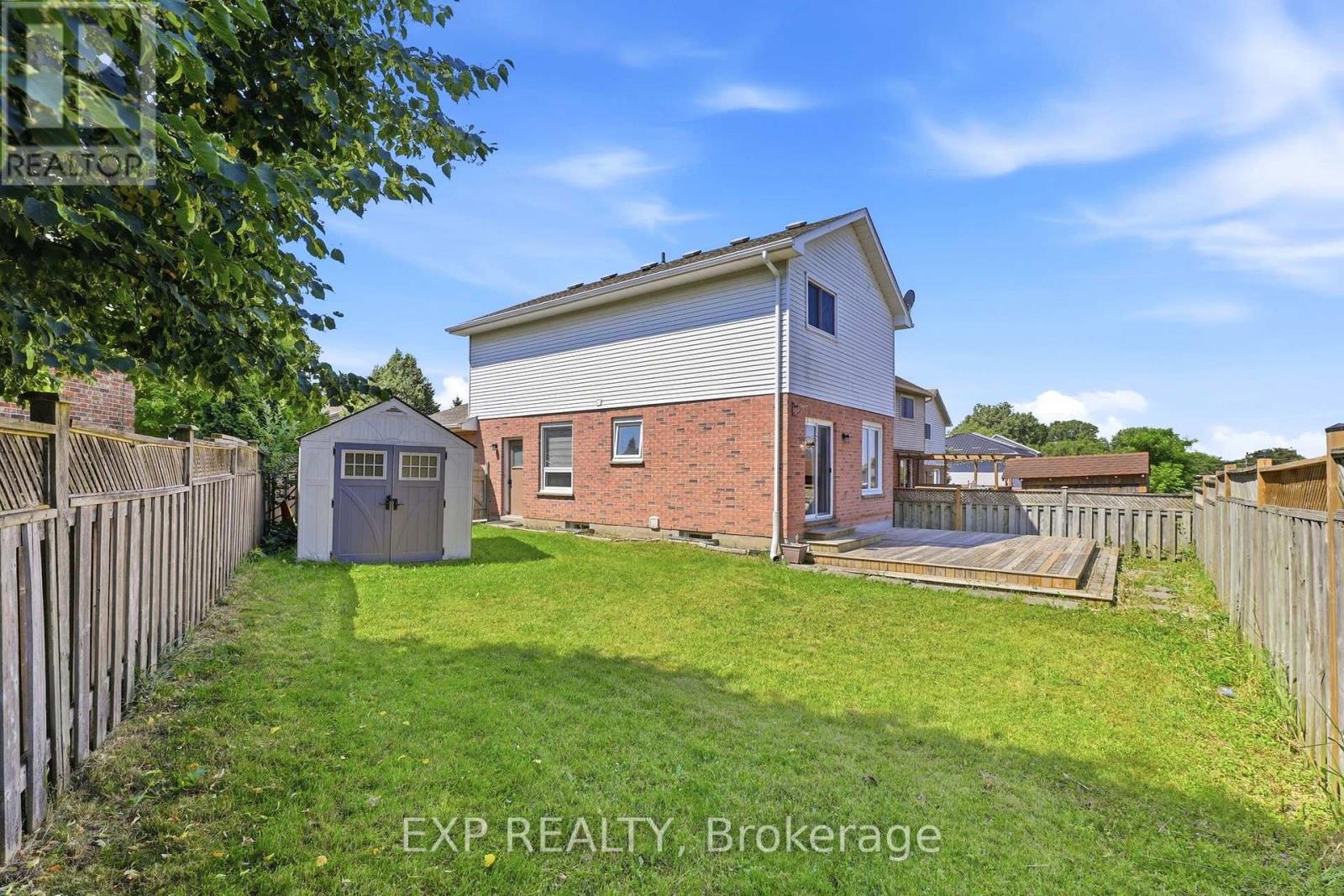 111 GERALD CRESCENT - 39