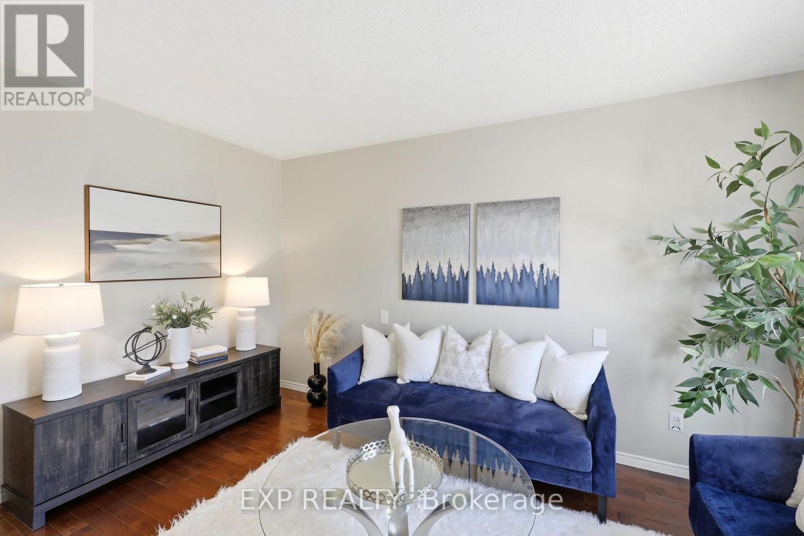 111 GERALD CRESCENT - 9