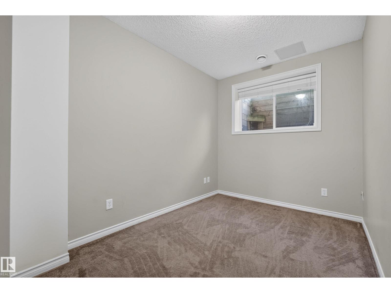 #113 3010 33 AV NW - 25