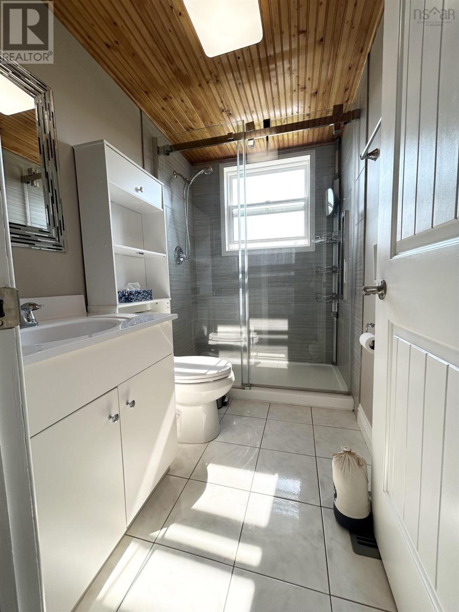 2914 Malagash Road - 13