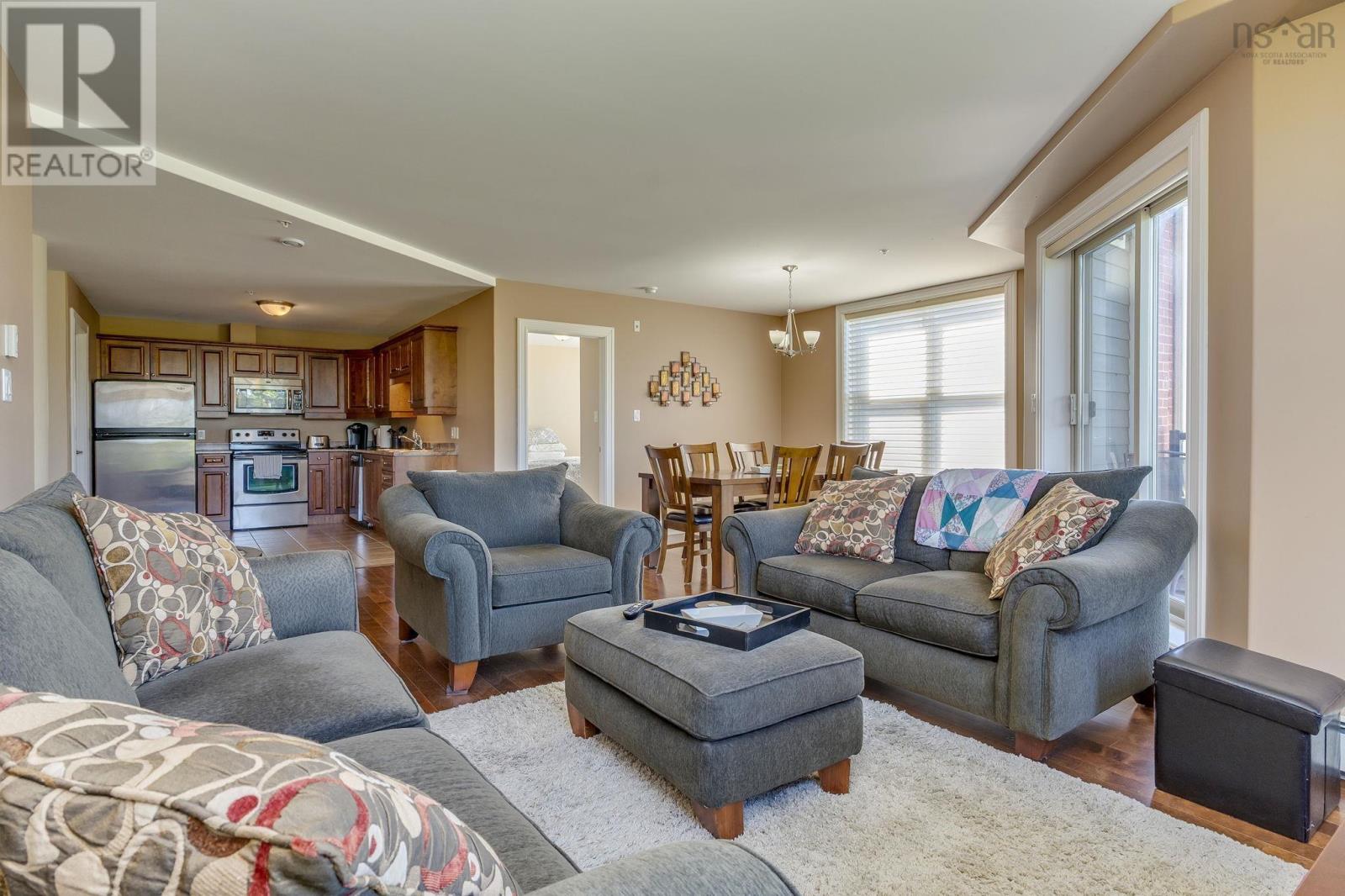 #203 87 Pebblecreek Crescent - 16