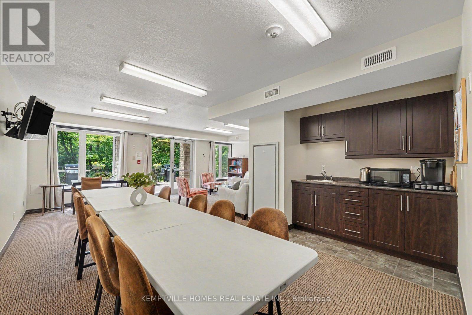 398 VAN BUREN STREET - Image 6