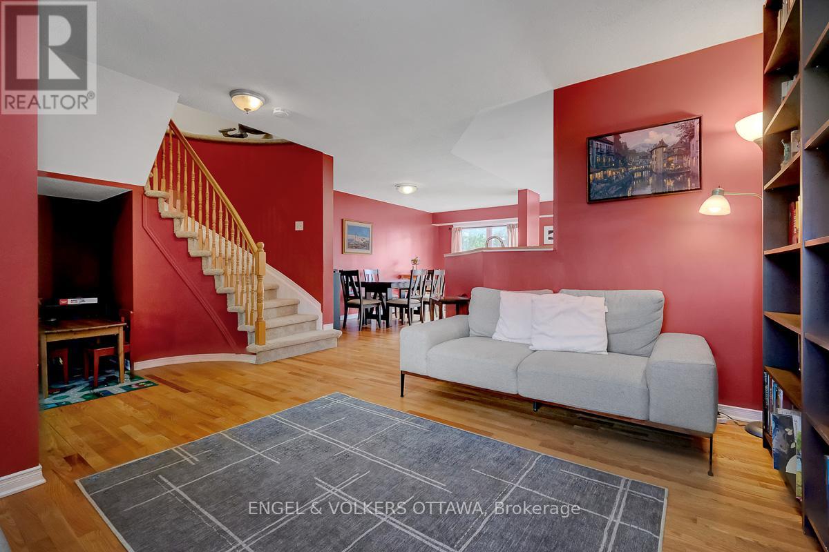 88 KINCARDINE DRIVE - 11