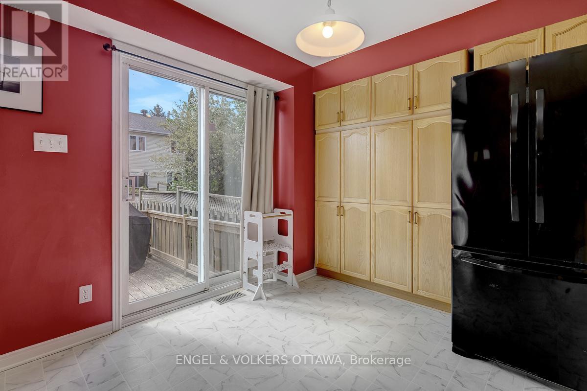 88 KINCARDINE DRIVE - 18