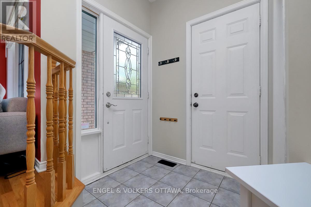 88 KINCARDINE DRIVE - 4
