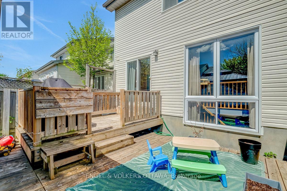 88 KINCARDINE DRIVE - 42