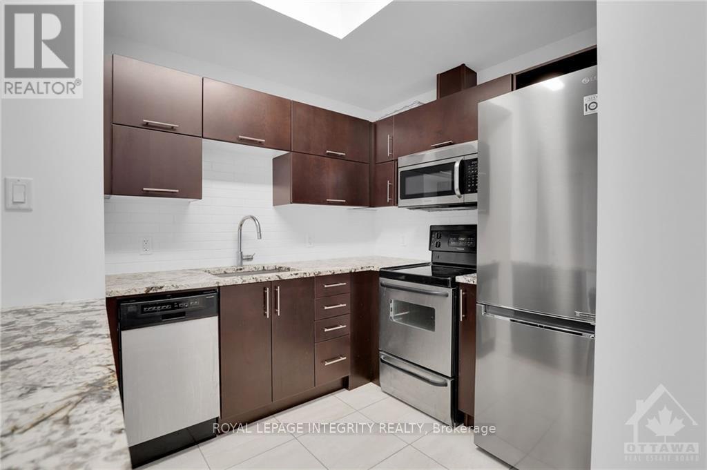 710 – 179 METCALFE STREET, Ottawa. Luxury613. By Peter Sagos - Image 14