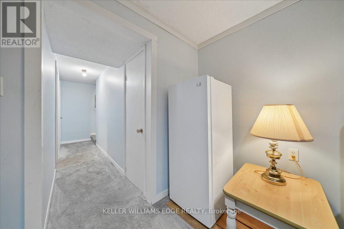 2320 MIDDLESMOOR CRESCENT - 29