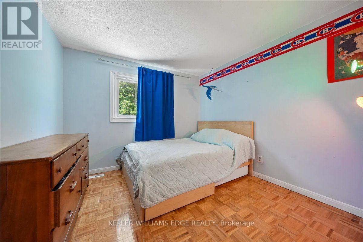 2320 MIDDLESMOOR CRESCENT - 39