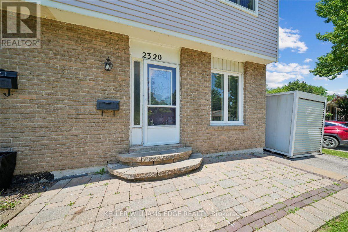 2320 MIDDLESMOOR CRESCENT - 4