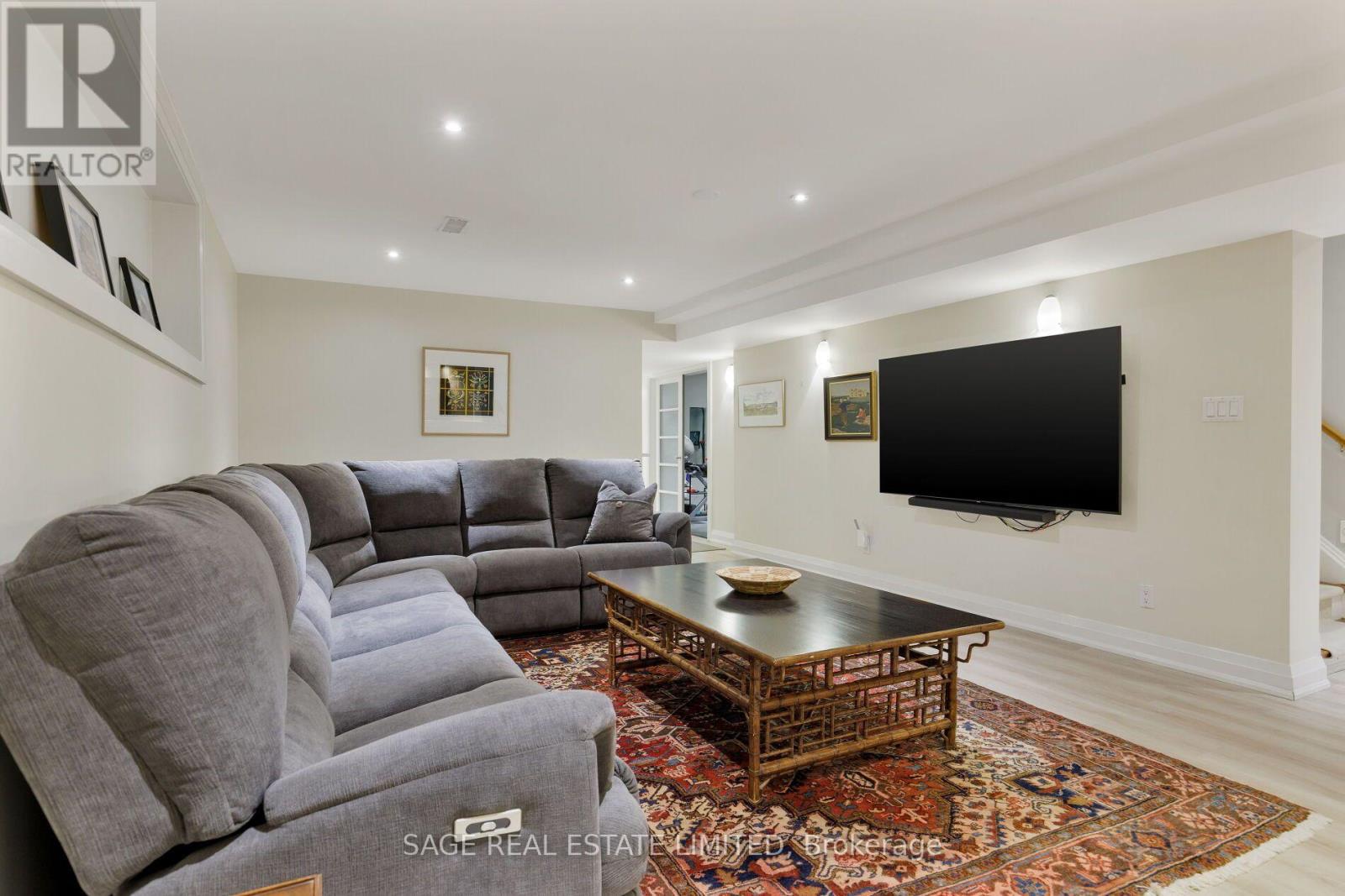 5 BLAIR ATHOL CRESCENT - 30