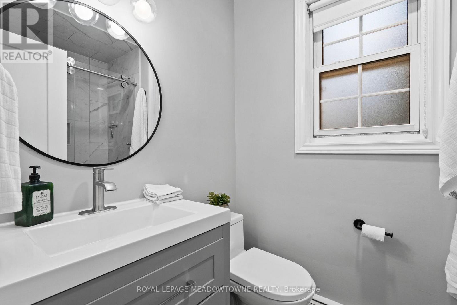 415 HIGHSIDE DRIVE - 24