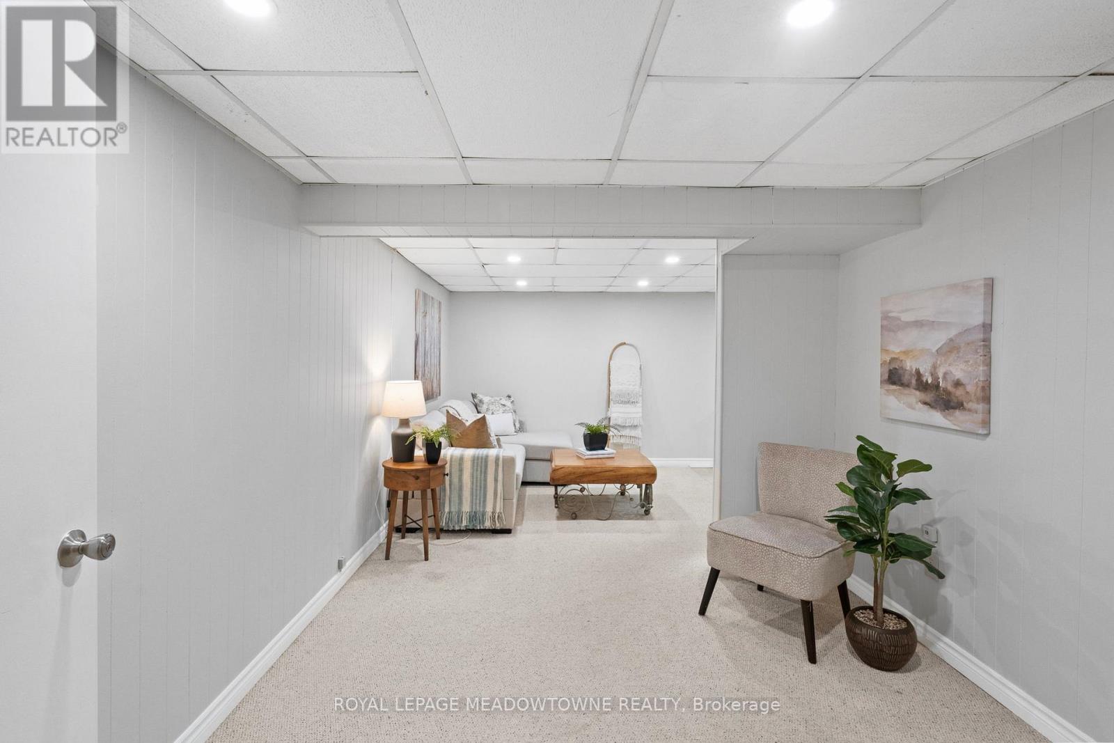 415 HIGHSIDE DRIVE - 30