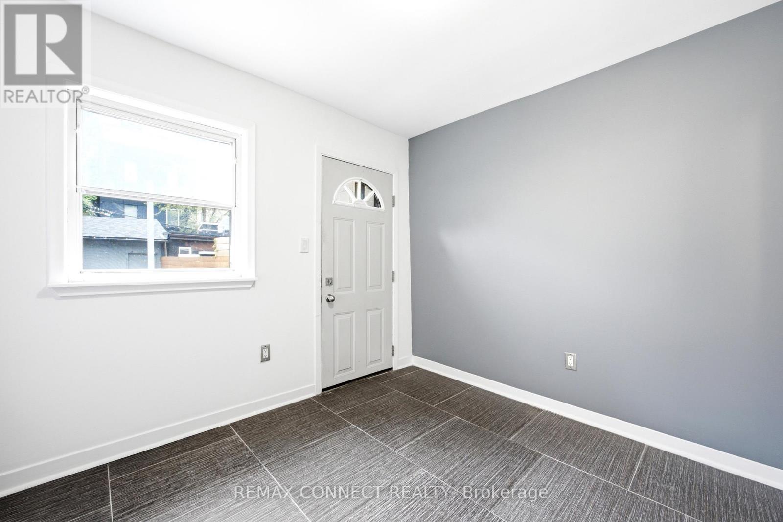 37 NOBLE STREET - 31