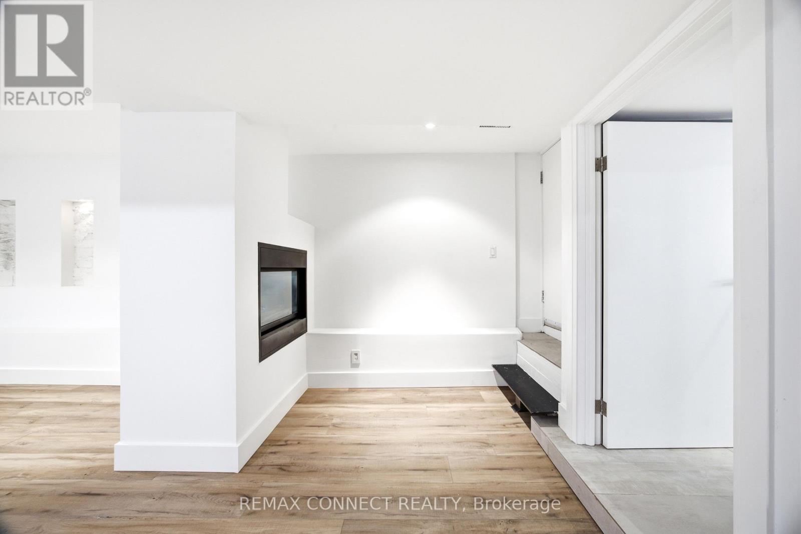 37 NOBLE STREET - 39