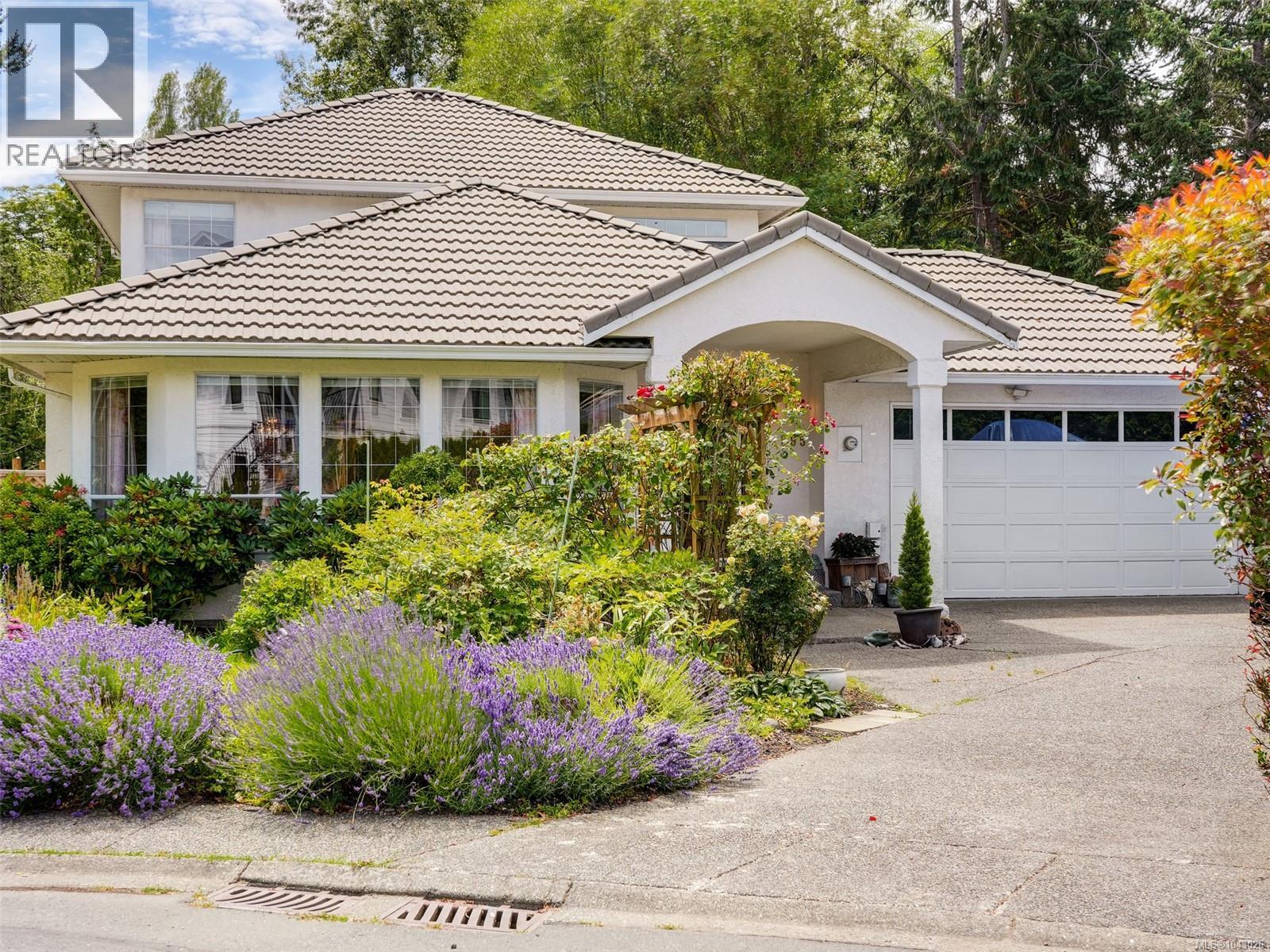 1395 Epsom Close - 1