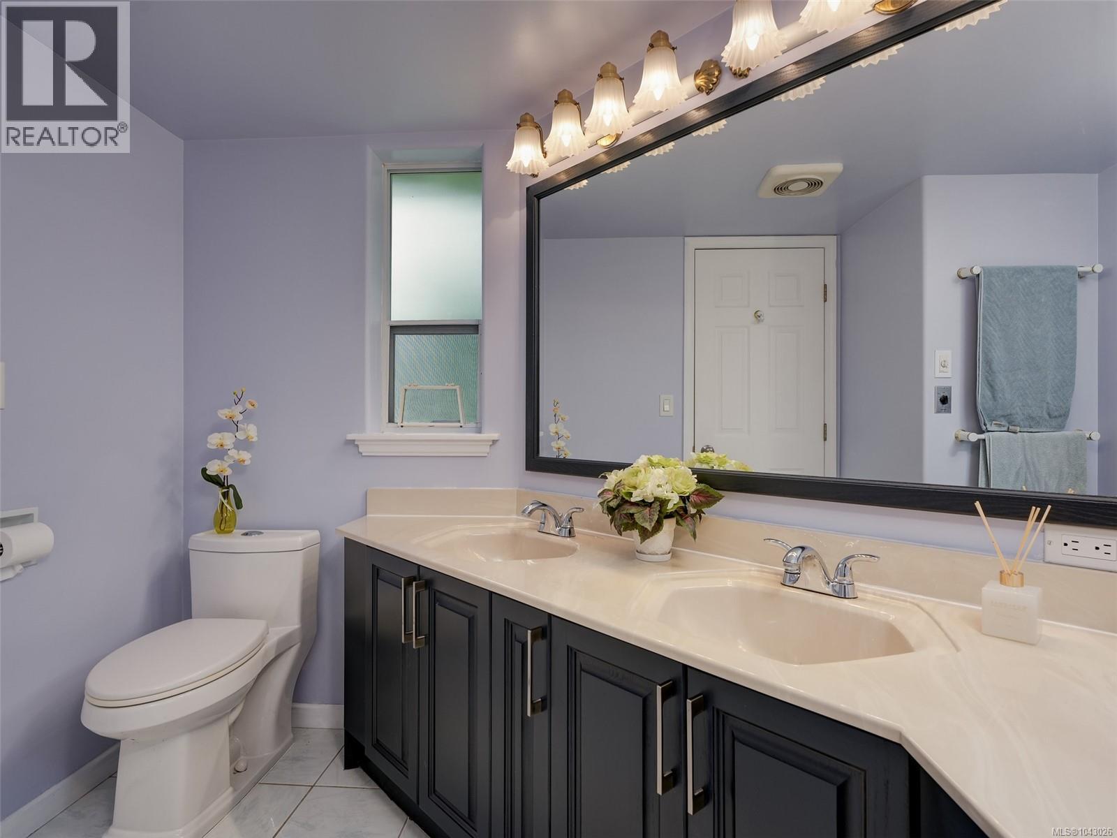 1395 Epsom Close - 14