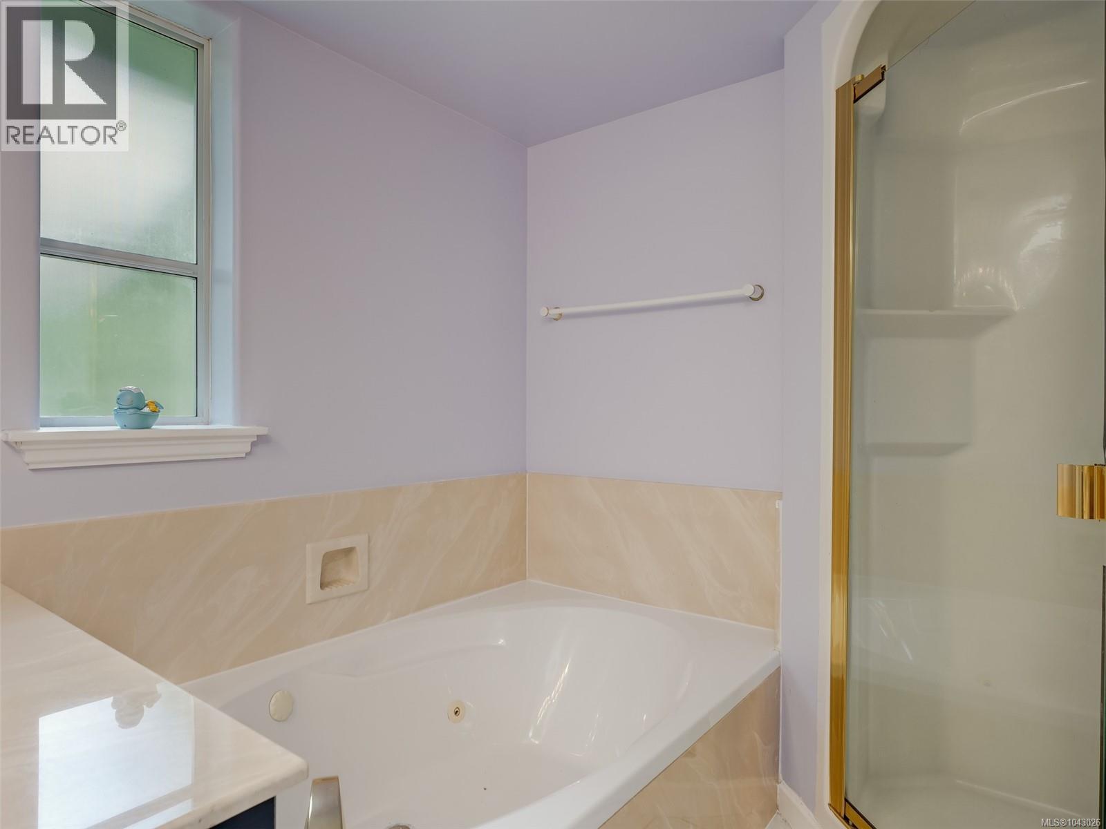1395 Epsom Close - 15