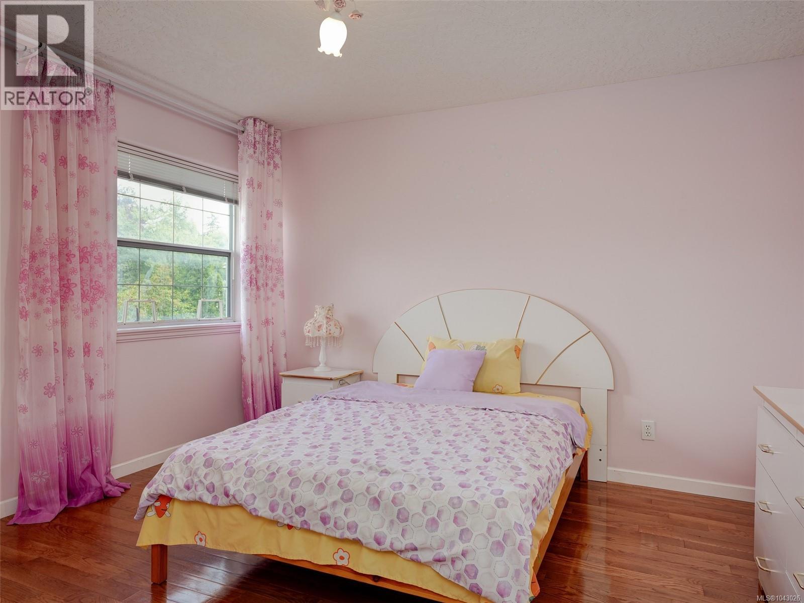 1395 Epsom Close - 20