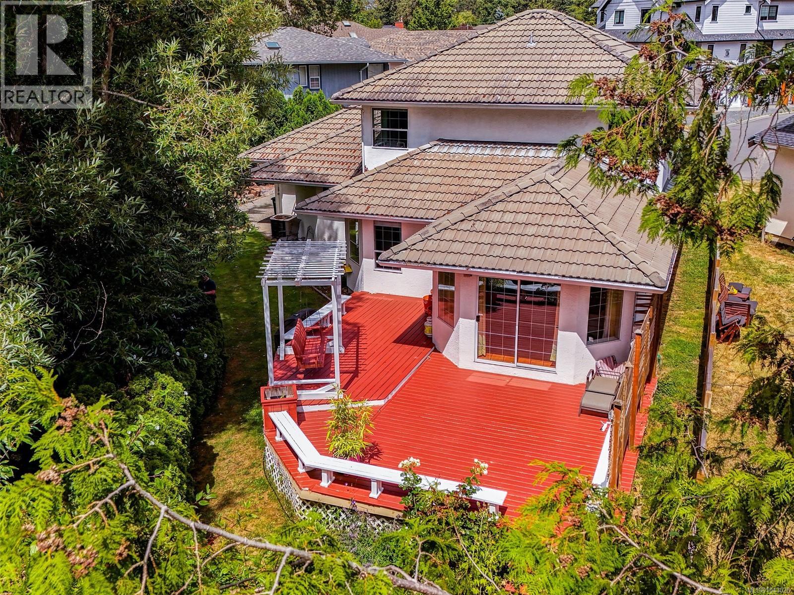 1395 Epsom Close - 25