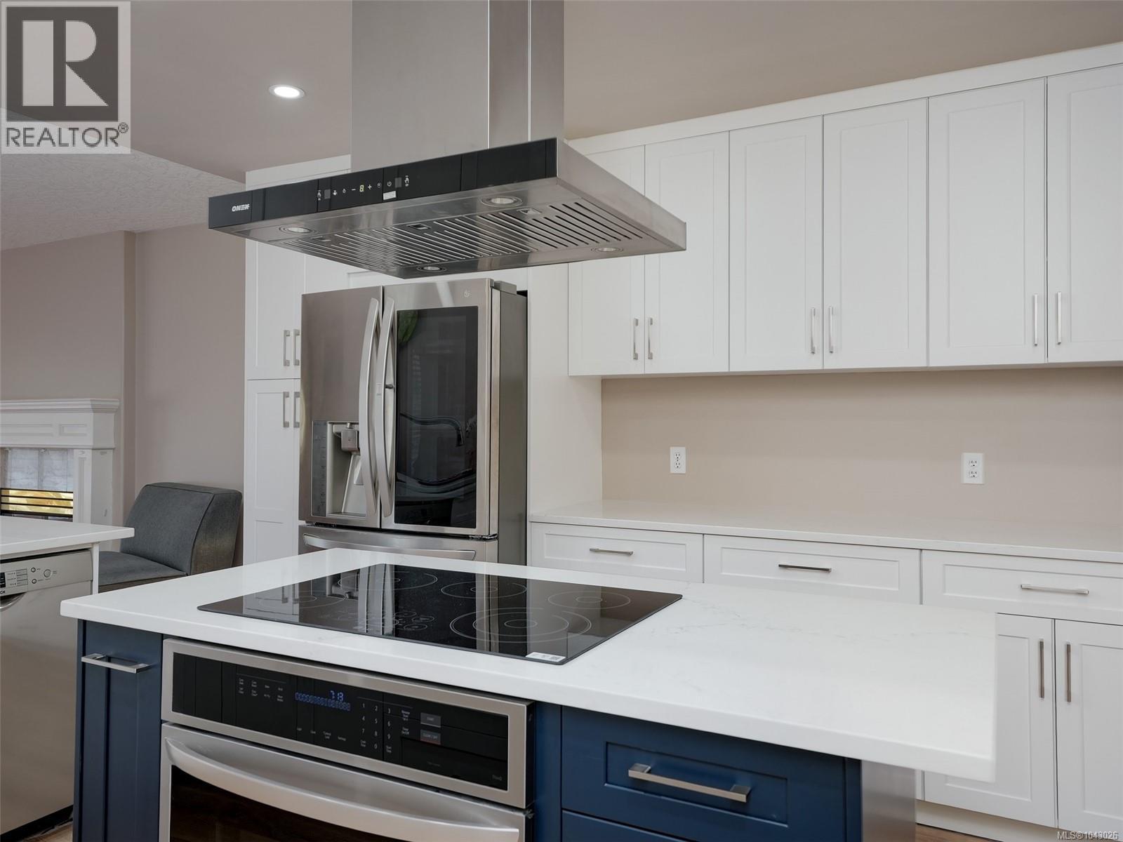1395 Epsom Close - 7