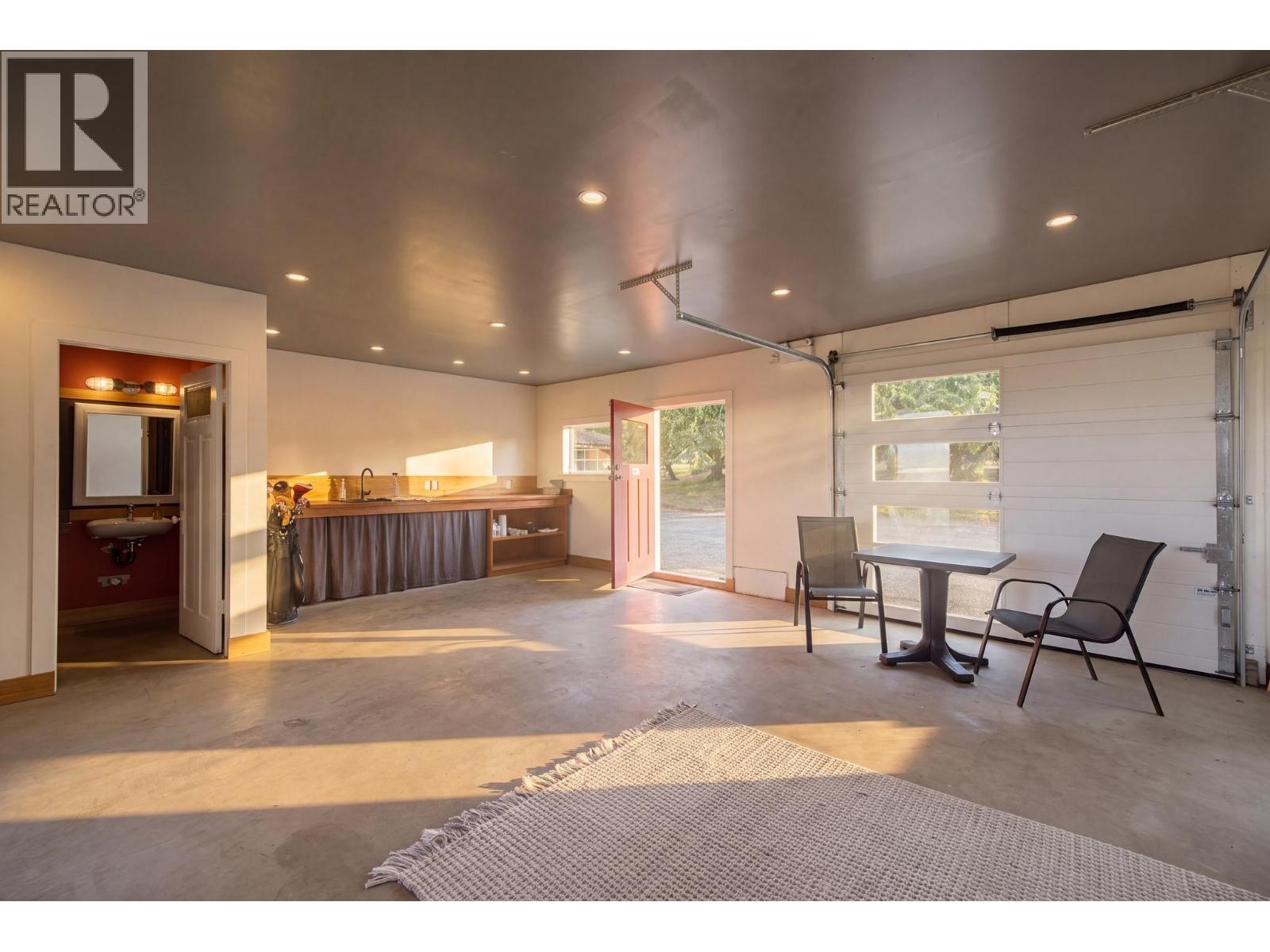 4320 Gulch Road - 32