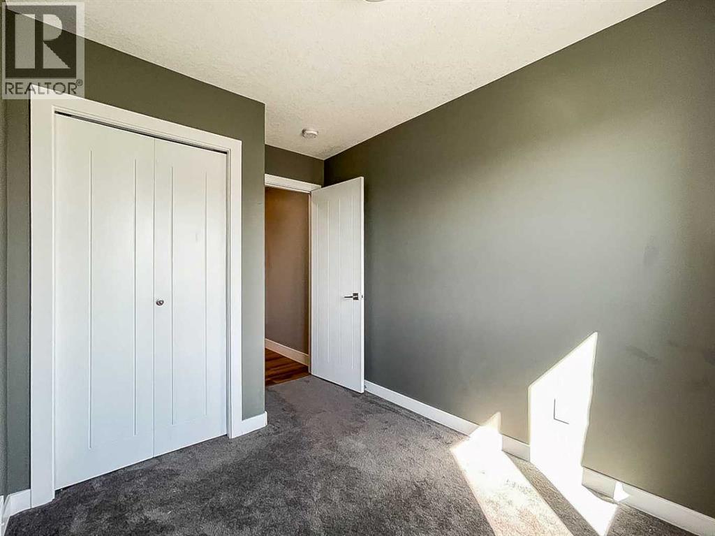 210 Athabasca Avenue - 22