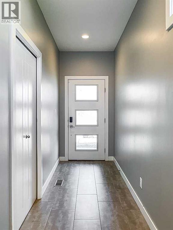 210 Athabasca Avenue - 3