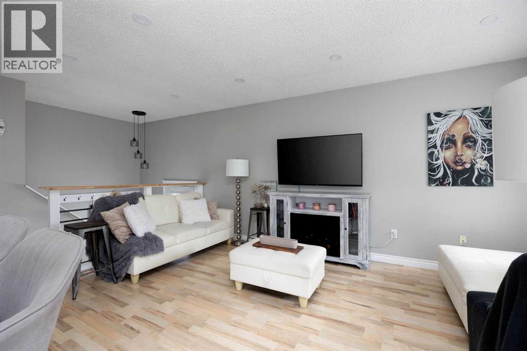 112 Siesta Gardens, Fort McMurray