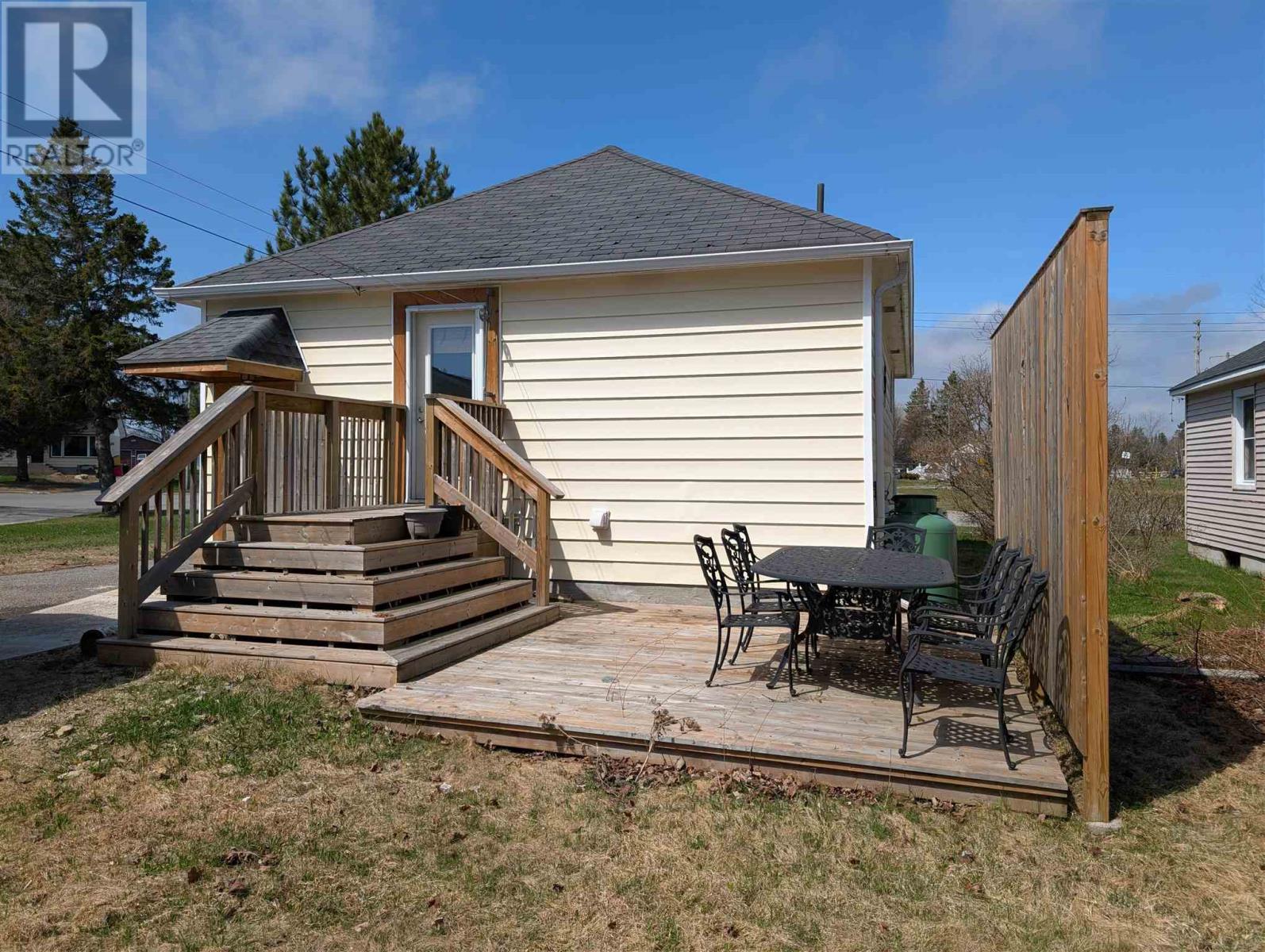 39 Beck AVE - 24