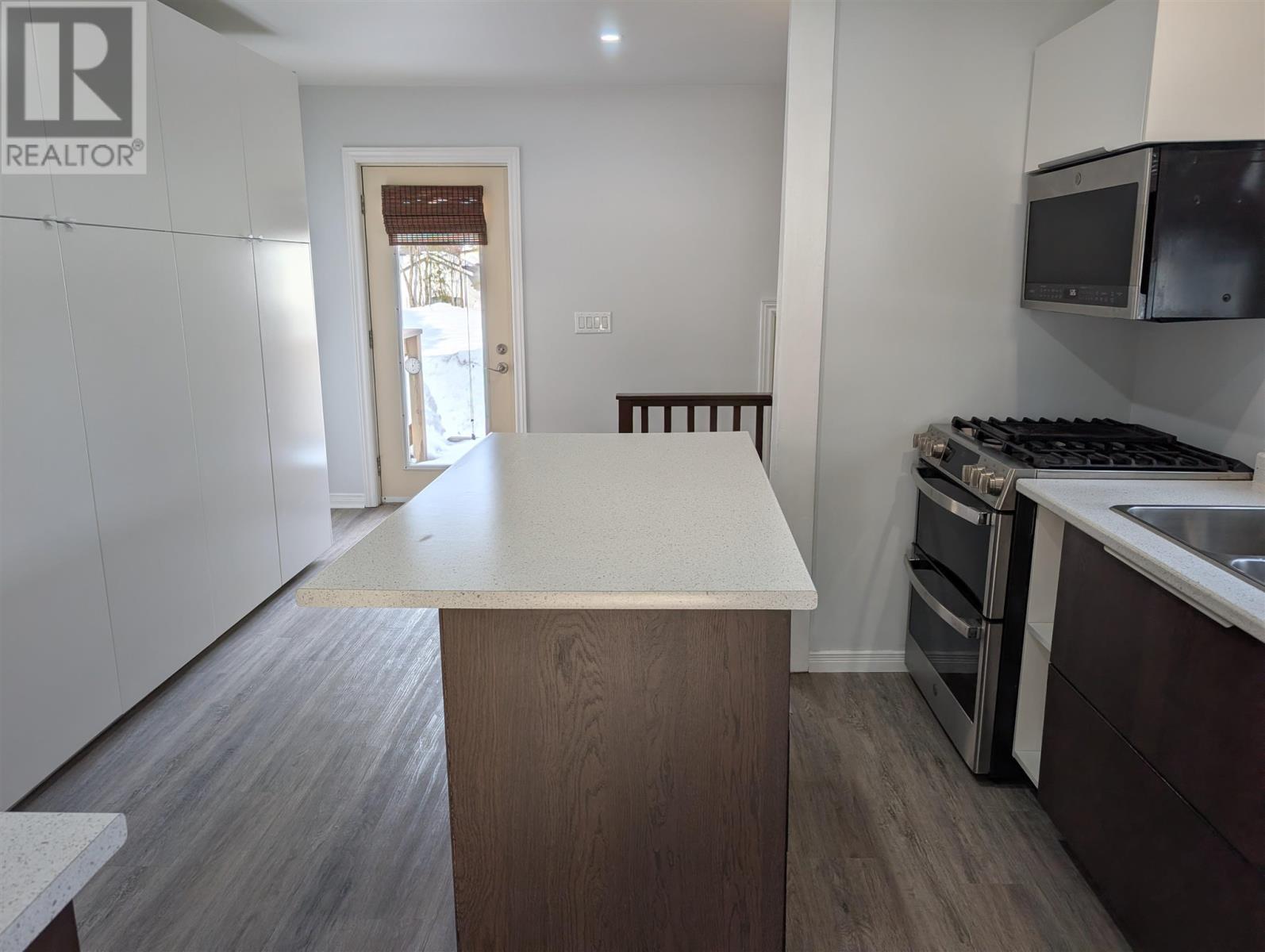 39 Beck AVE - 7