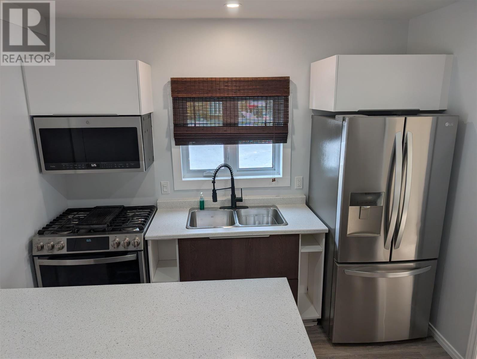 39 Beck AVE - 8