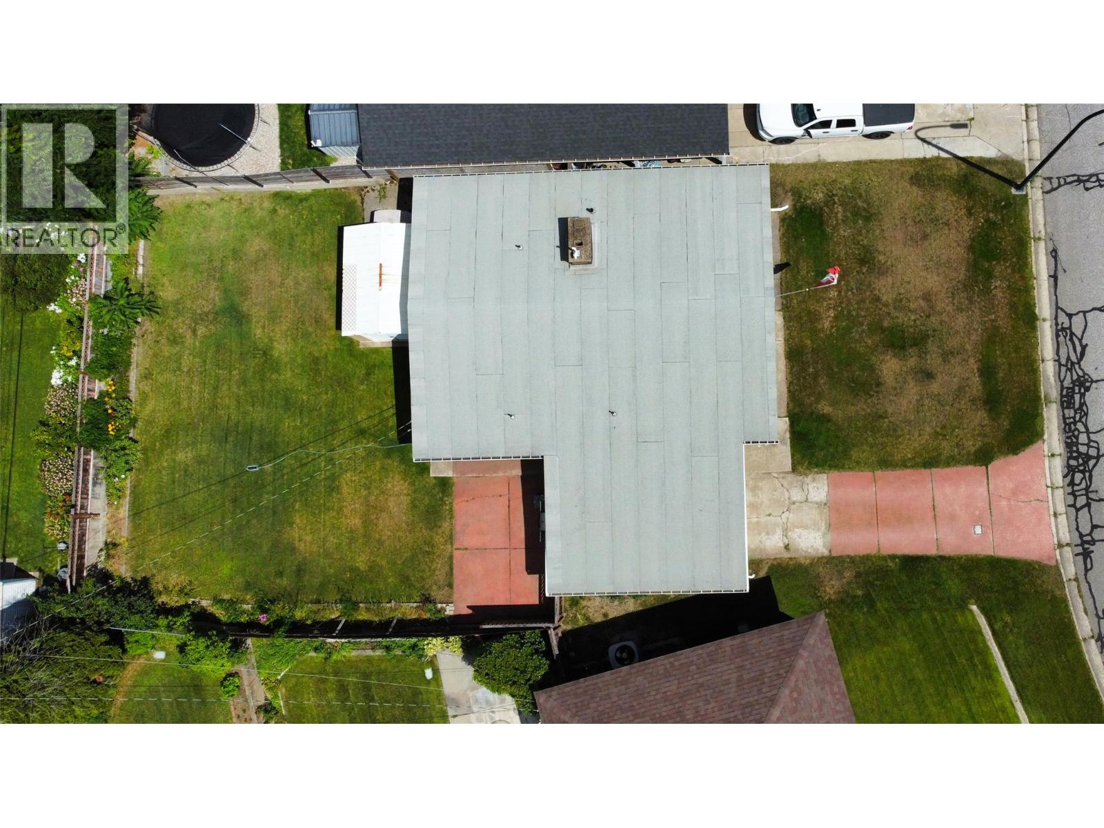 3415 Marigold Drive - 29