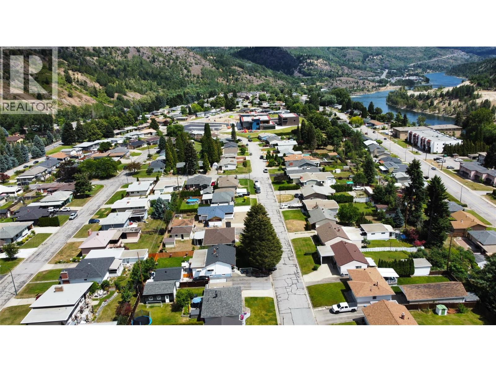 3415 Marigold Drive - 30