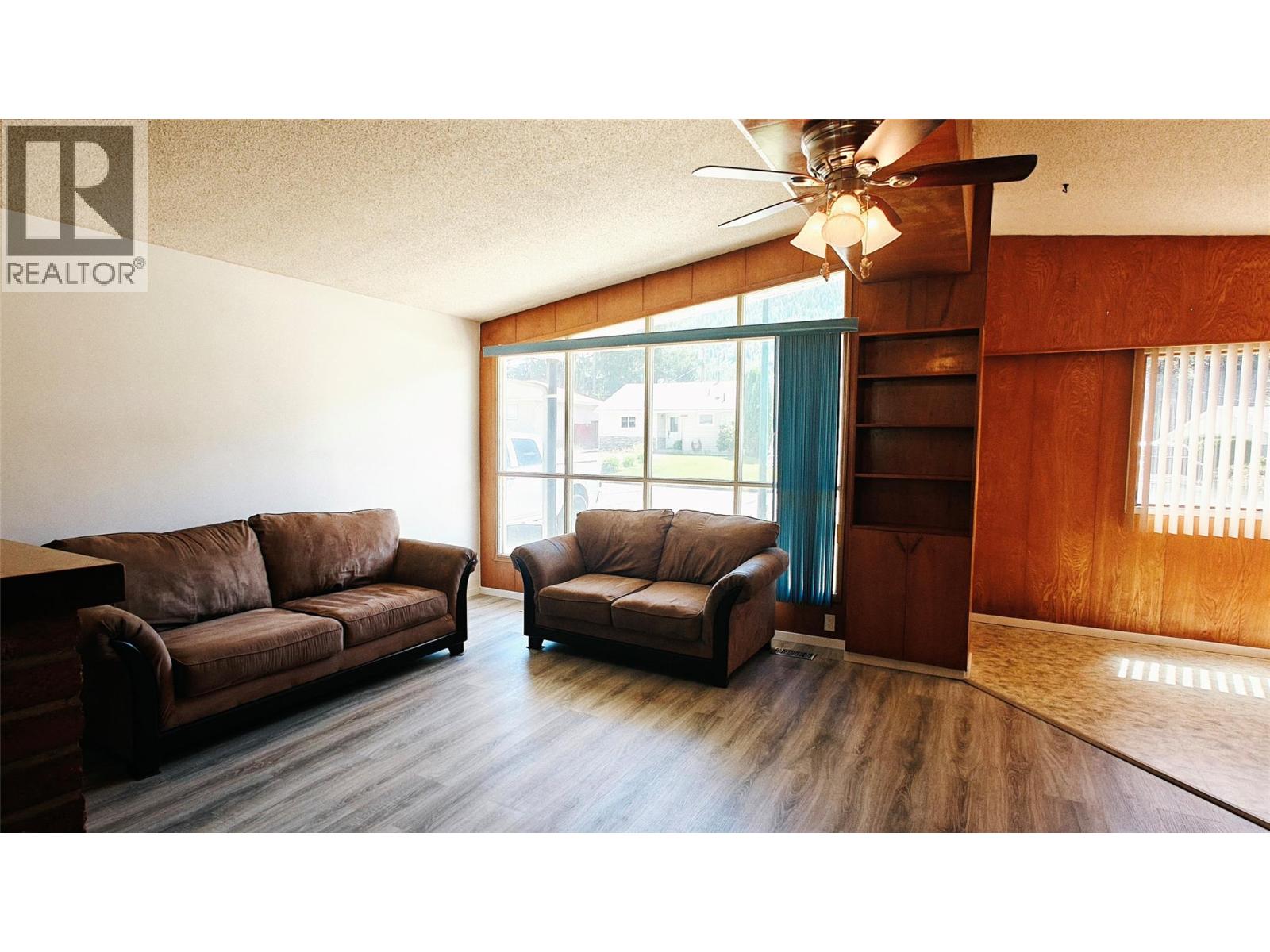 3415 Marigold Drive - 4